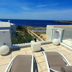 villa-san-valentino-piscina-y-vista-al-mar.balearic-islands.net/
