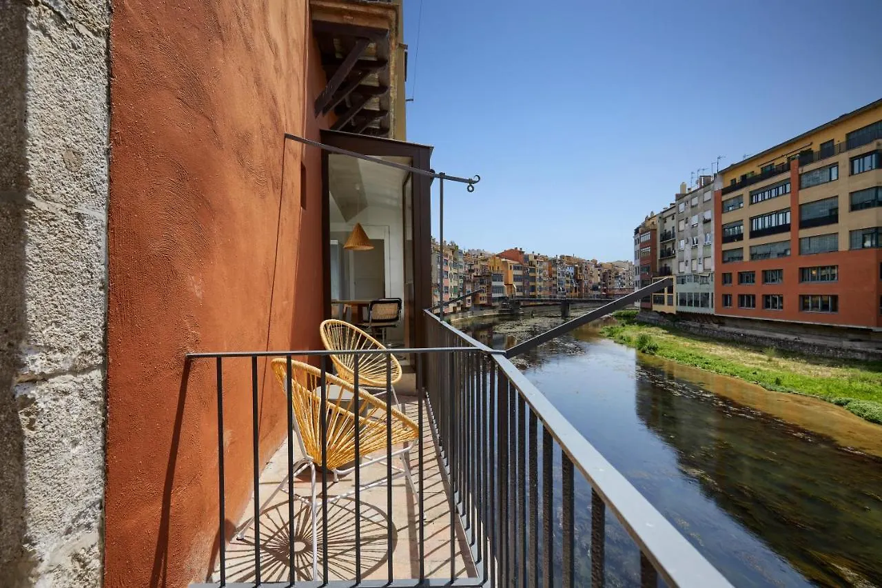 Canvas Apartments & Lofts Girona 0*,