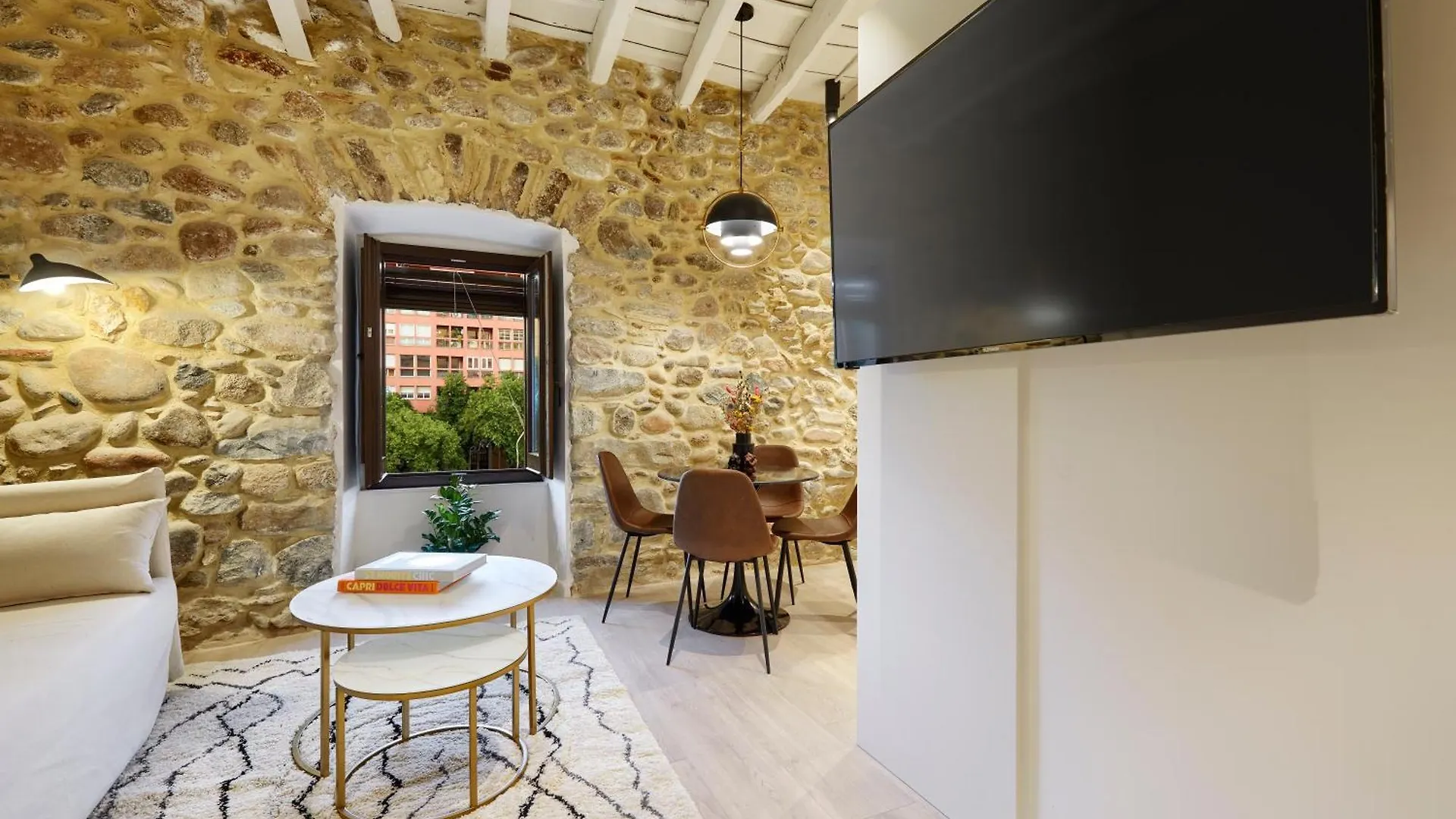 Canvas Apartments & Lofts Girona
